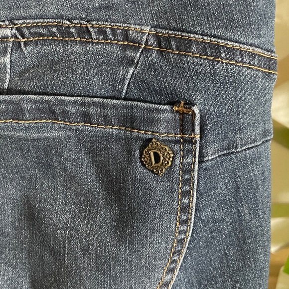 Democracy Ab Solution Jeans, Blue, Size 12P - Picture 3 of 7